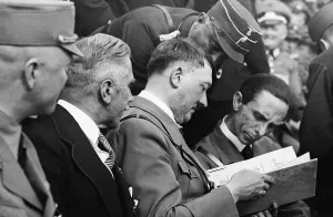Bows: Franz von Papen, Adolf Hitler, Joseph Goebbels, 1933
