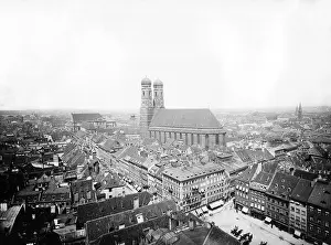 Dear: Frauenkirche in Munich