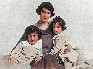 Mistresses: Freda Dudley Ward and daughters
