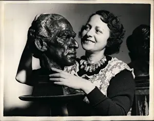 Menon: Fredda Brilliant, sculptor and actress, with bronze bust