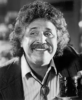 Frizzy: Freddy Fender - actor - man