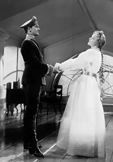 Sten: Frederic March und Anna Sten in We Live Again, 1934