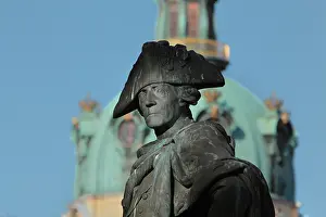 Nering: Frederick the Great statue, Charlottenburg Palace