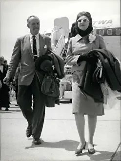 Eldridge: Frederick March, Florence Eldridge, arrive in Rome