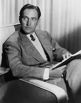 Fredric: Fredric March, 1935