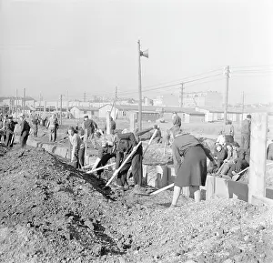 Manually: Free labour