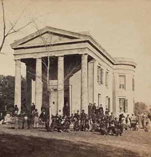Freedmen: Freedmen and teachers in front of the Beaufort