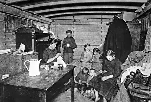 Sews: Freight car as living area, 1920
