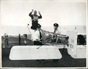 Salis: French Aviator Jean Salis