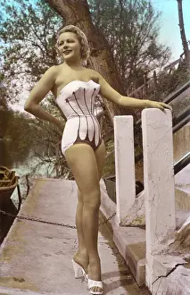 Heals: French blonde bombshell pin up girl