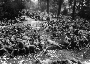 Offensives: French captives at the Western Front, 1918