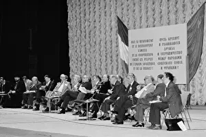 Kosmos: French Delegation Visits USSR