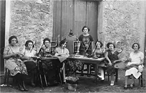 Ares: FRENCH DRESSMAKERS