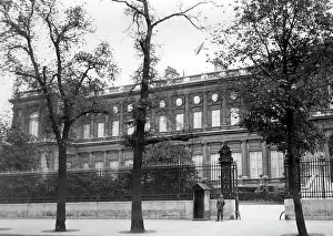 Quai: The French Foreign Ministry in Paris, 1940