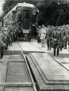 Moved: French and Germans meet at Compiegne, WW2