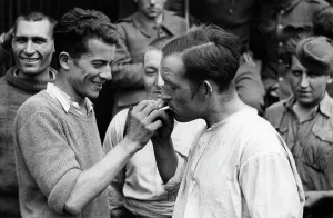 Repatriated: French prisoners of war, 1941