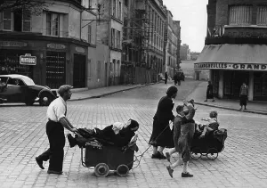 Dorleans: French refugees in Paris, 1940