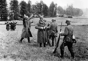 Capitulate: French soldiers go in captivity, 1940