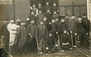 Hoes: French soldiers posing with their hoes