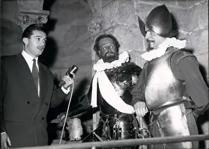 Sully: French TV reporter, Musee Grevin, Henri IV, Minister Sully