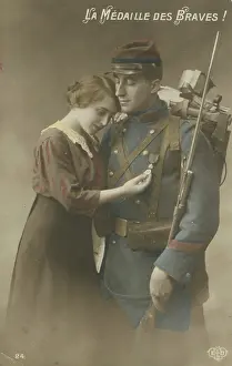 Kepi: Frenchwoman with returning soldier