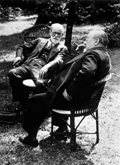 Freuds: FREUD & ALEXANDER/52