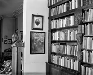Artefact: FREUD/ANTIQUITIES/133-53