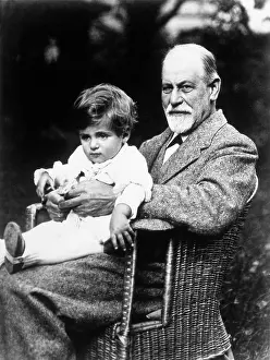 Freuds: FREUD & GRANDSON/46