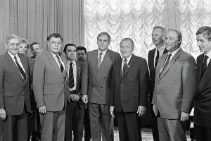 Parliamentary: FRG Parliamentary delegation visits USSR