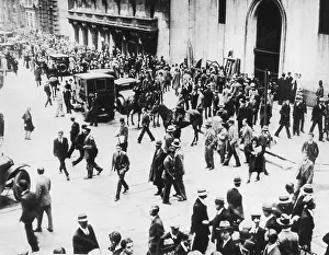 Shares: Back Friday in New York, 1929