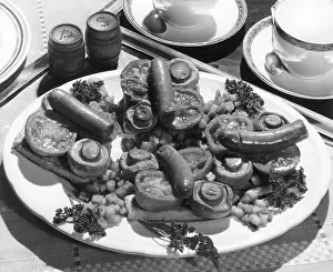 Garnish: FRIED BREAKFAST