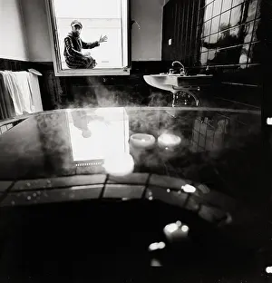 Bathtubs: Friedensreich Hundertwasser in his bathroom