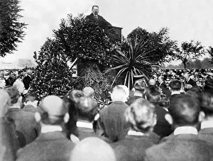 Basf: Friedrich Ebert holds a speech in Oppau, 1921