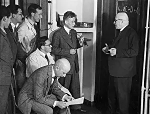Haber: Fritz Haber with students and employees