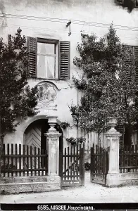 Hofer: Front-door of a house in Aussee