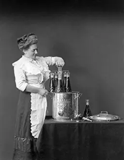 Housekeeping: Fruit juice production, 1913