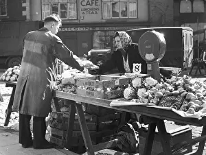 Cauliflower: FRUIT AND VEG STALL