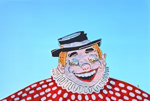 Funhouse: Fun, sign, human figure