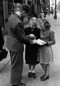 Funds: Fundraising for the VDA, 1941