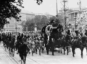 Cortege: The funeral of Engelbert Dollfuss, 1934