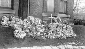 Offerton: Funeral Flowers