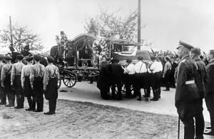 Coffins: Funeral of Hofmann and Boehm in Cheb, 1938
