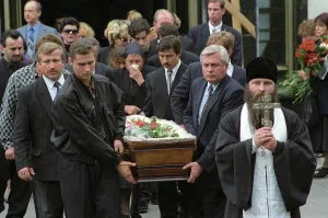 Kantor: Funeral of Oleg Kantor, 1995