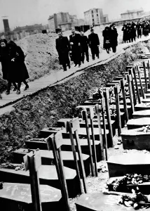 Coffins: Funeral in Paris, 1943