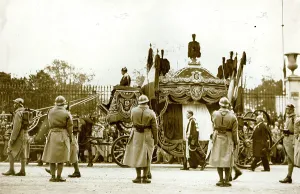 Doumer: Funeral procession of assassinated President Doumer