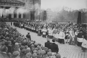 Habits: Funeral procession for Ludwig III, 1921