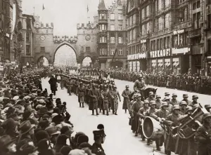 Alfons: Funeral procession in the Neuhauser Strasse in Munich, 1
