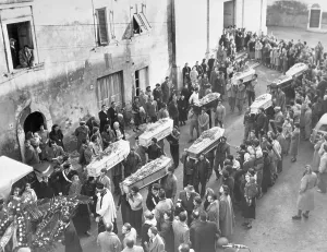 Elba: Funeral procession for the victims of BOAC Flight 781