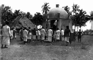 Colonies: Funeral in Samoa, 1910