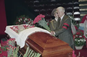 Starred: Funeral of Yuri Nikulin